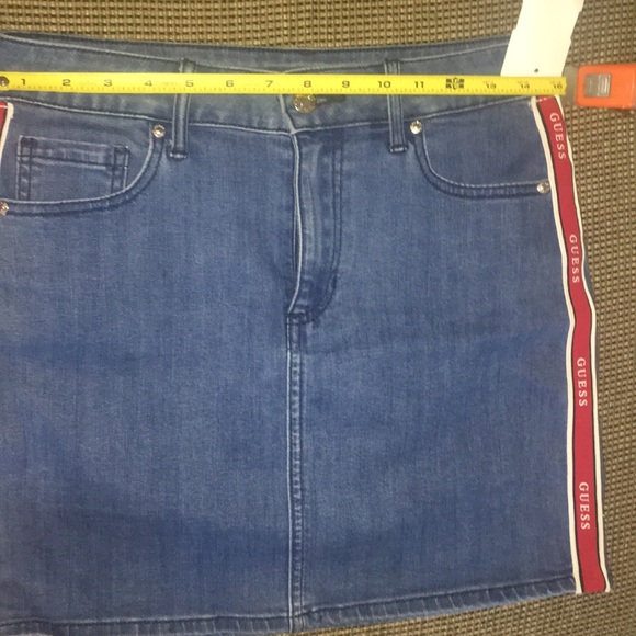 Guess denim skirt - Picture 9 of 11